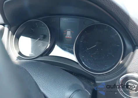 2018 Nissan Rogue Sv z USA, uszkodzony, nr VIN KNMAT2MT8JP511928